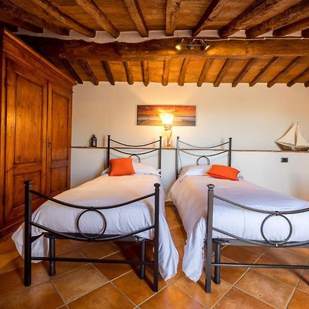 Tognazzi Casa Vacanze - Casa Vico Zambra Buitenkant foto