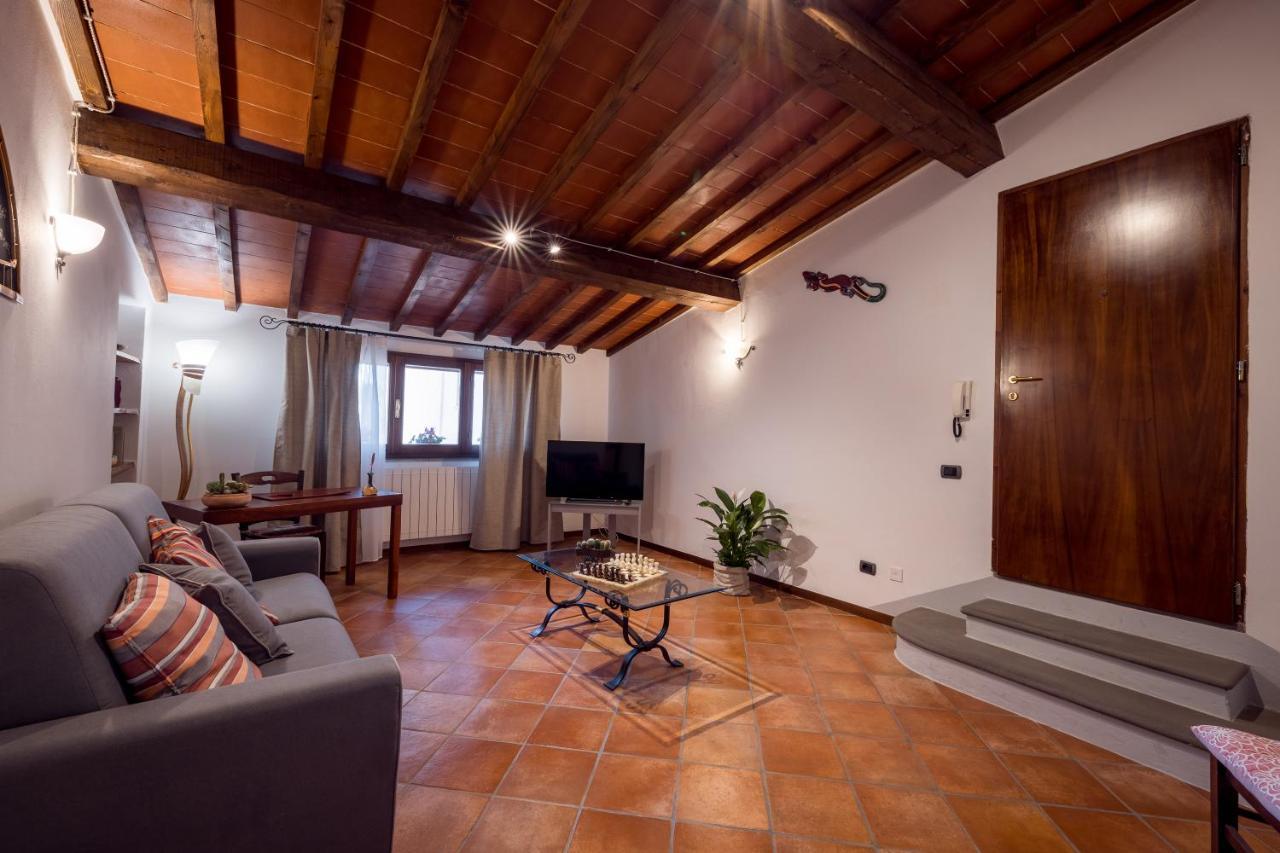 Tognazzi Casa Vacanze - Casa Vico Zambra Buitenkant foto